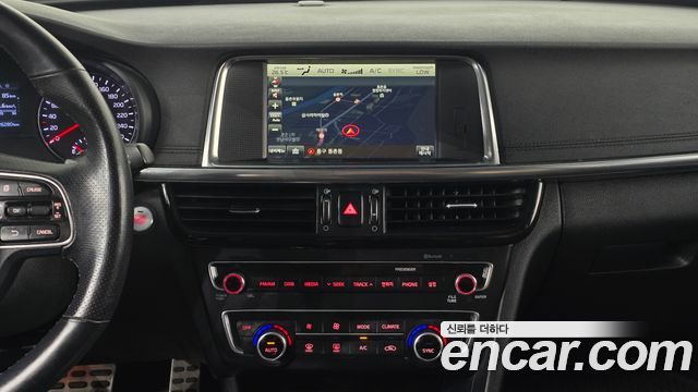 Kia K5 (II) 1.7 Diesel SX Noblesse 2016 — фото 20