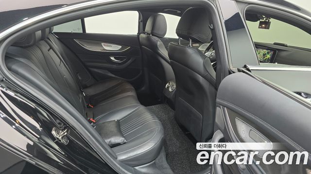 Mercedes-Benz CLS-Class (C257) CLS300d AMG Line 2020 — фото 11