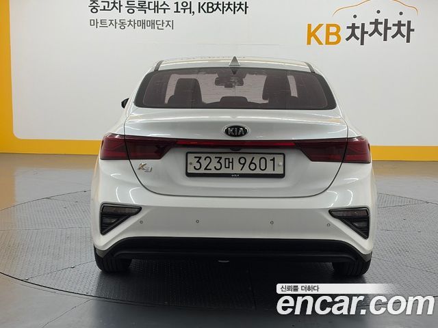 Kia K3 Luxury 2019 — фото 3