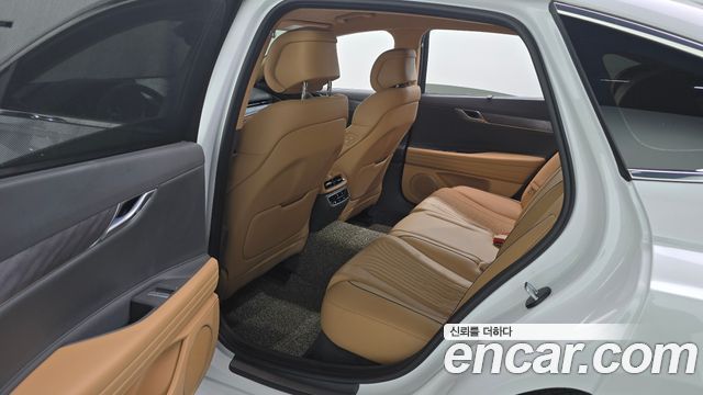 Genesis G80 (RG3) Gasoline 2.5 Turbo AWD 2022 — фото 12