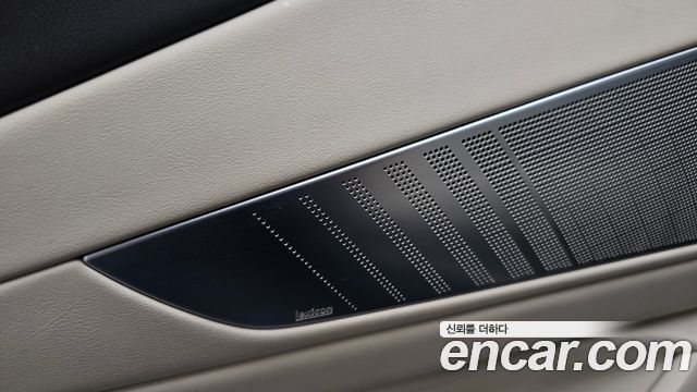Genesis G80 (RG3) Gasoline 2.5 Turbo 2WD 2022 — фото 35