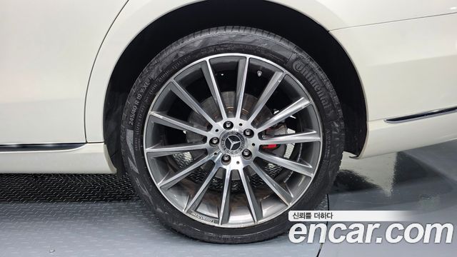 Mercedes-Benz E-Class (W213) E300 4MATIC Exclusive 2018 — фото 21
