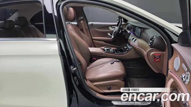 Mercedes-Benz E-Class (W213) E300 4MATIC Exclusive 2018 — фото 26