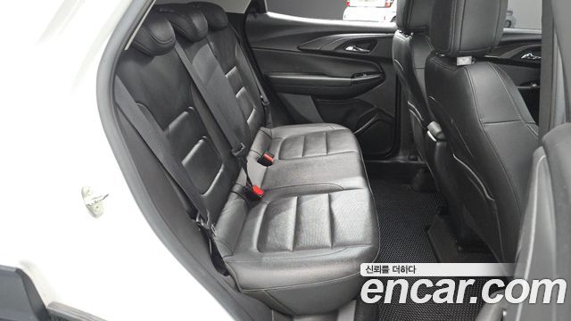 Chevrolet Trailblazer 1.3 Turbo 2WD Premier 2023 — фото 11