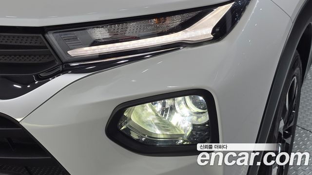 Chevrolet Trailblazer 1.3 Turbo 2WD Premier 2023 — фото 22