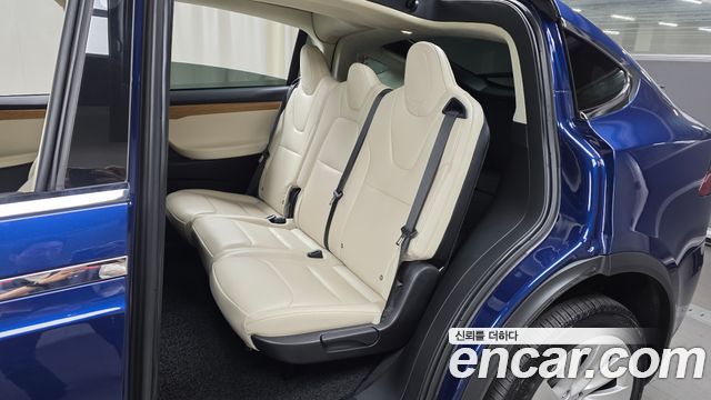 Tesla Model X 100D 2019 — фото 12