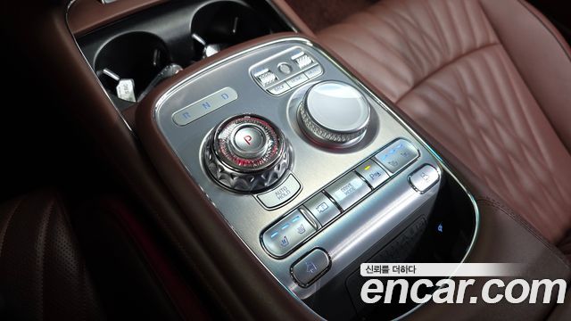 Genesis G90 (RS4) Gasoline 3.5 Turbo AWD 2023 — фото 9