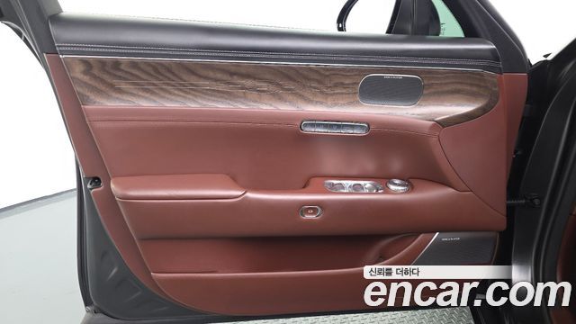 Genesis G90 (RS4) Gasoline 3.5 Turbo AWD 2023 — фото 24