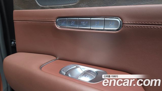 Genesis G90 (RS4) Gasoline 3.5 Turbo AWD 2023 — фото 31