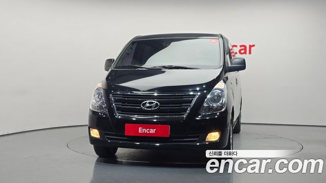 Hyundai Grand Starex 5-Seater VAN Smart 2017 — фото 3