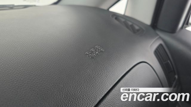 Hyundai Grand Starex 5-Seater VAN Smart 2017 — фото 29
