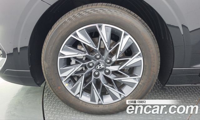 Hyundai Grandeur (GN7) 2.5 Gasoline  2WD Premium 2027 — фото 5