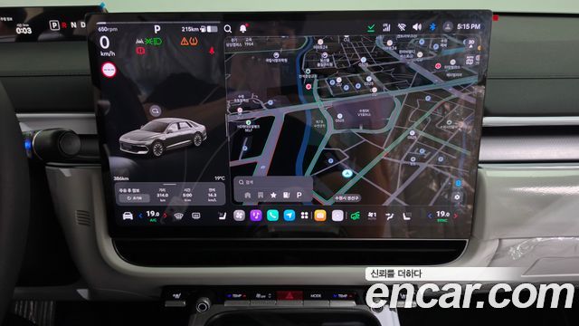 Hyundai Grandeur (GN7) 2.5 Gasoline  2WD Premium 2027 — фото 12