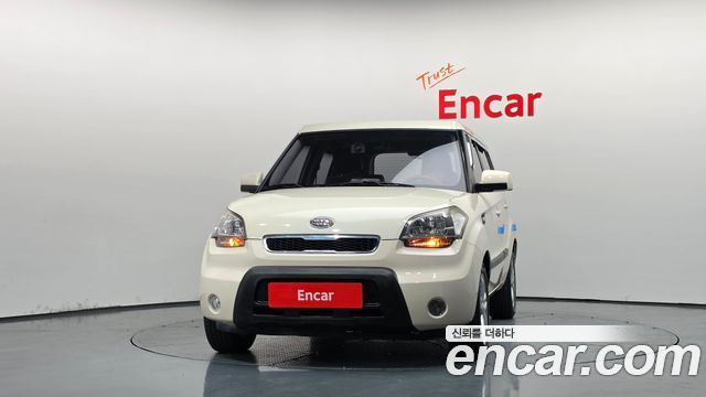 Kia Soul Gasoline 1.6 Smart 2011 — фото 3
