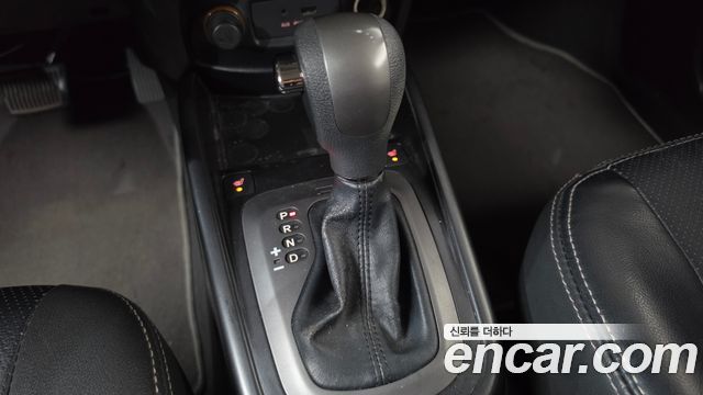 Kia Soul Gasoline 1.6 Smart 2011 — фото 9
