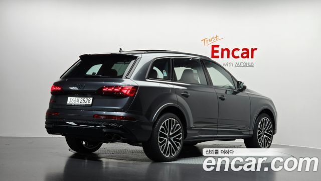 Audi SQ7 (4M) 4.0 TFSI Quattro 2026 — фото 2