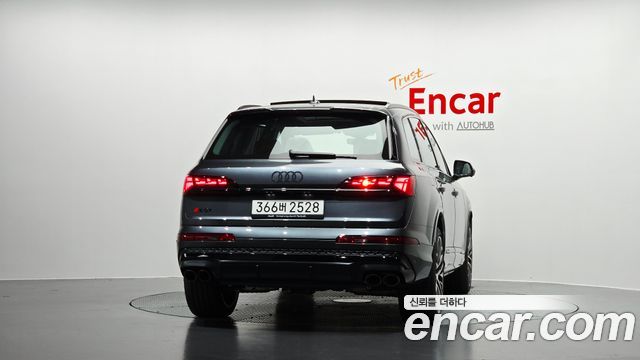 Audi SQ7 (4M) 4.0 TFSI Quattro 2026 — фото 4