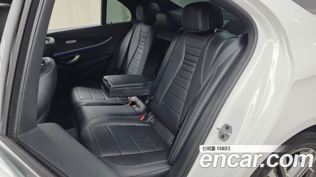 Mercedes-Benz E-Class (W213) E250 Avantgarde 2023 — фото 12