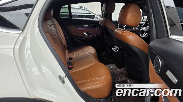 Mercedes-Benz GLC-Class (X253) GLC300e 4MATIC Coupe 2021 — фото 12