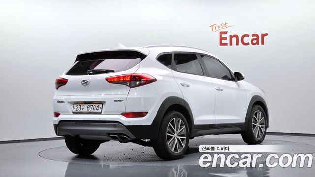 Hyundai Tucson Diesel 2.0 2WD Premium 2016 — фото 2