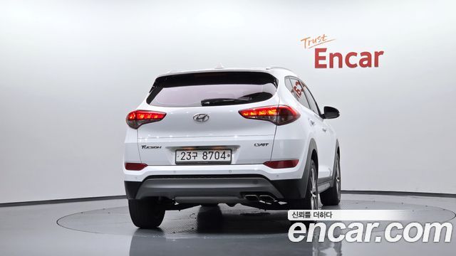 Hyundai Tucson Diesel 2.0 2WD Premium 2016 — фото 4