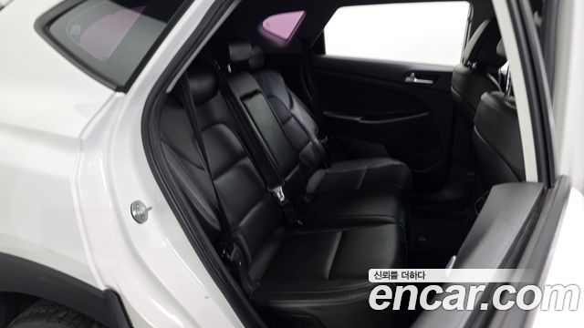 Hyundai Tucson Diesel 2.0 2WD Premium 2016 — фото 11