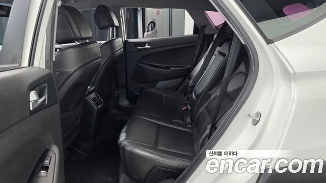 Hyundai Tucson Diesel 2.0 2WD Premium 2016 — фото 12