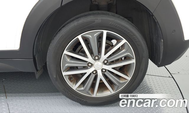 Hyundai Tucson Diesel 2.0 2WD Premium 2016 — фото 21