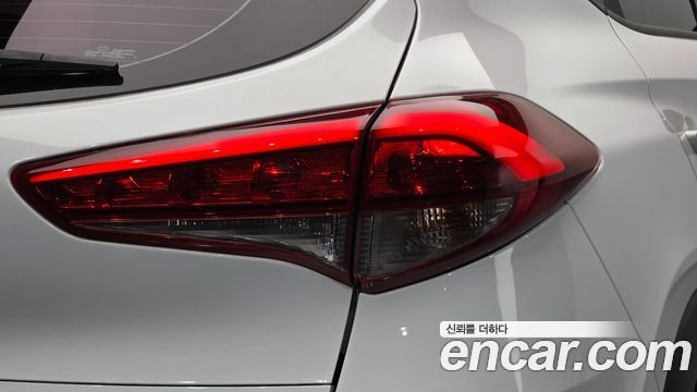 Hyundai Tucson Diesel 2.0 2WD Premium 2016 — фото 23