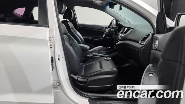 Hyundai Tucson Diesel 2.0 2WD Premium 2016 — фото 26
