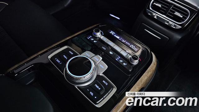 Genesis G90 3.8 AWD Prestige 2019 — фото 19