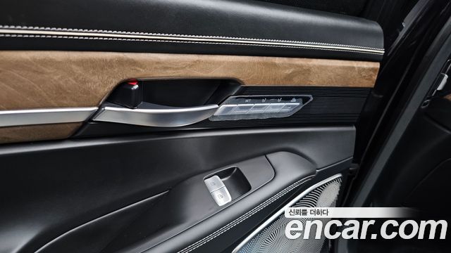 Genesis G90 3.8 AWD Prestige 2019 — фото 38