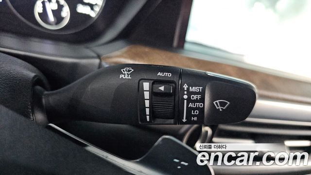 Genesis G90 3.8 AWD Prestige 2019 — фото 43