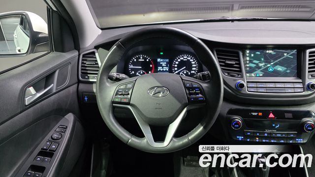 Hyundai Tucson Diesel 2.0 2WD Modern 2017 — фото 17