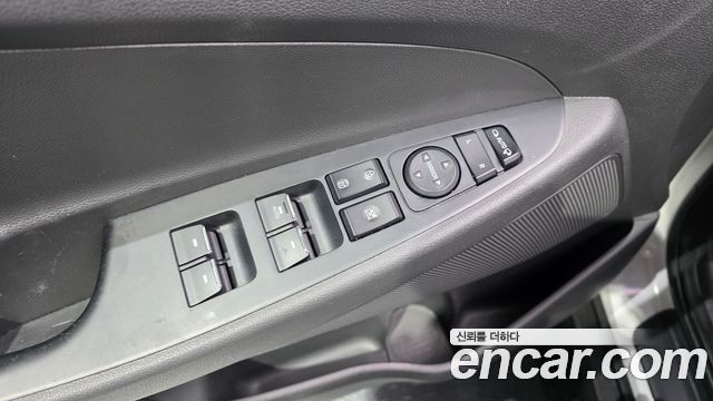 Hyundai Tucson Diesel 2.0 2WD Modern 2017 — фото 22