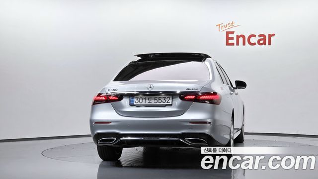 Mercedes-Benz E-Class (W213) E350 4MATIC AMG Line 2022 — фото 4