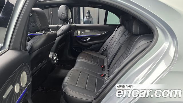 Mercedes-Benz E-Class (W213) E350 4MATIC AMG Line 2022 — фото 12