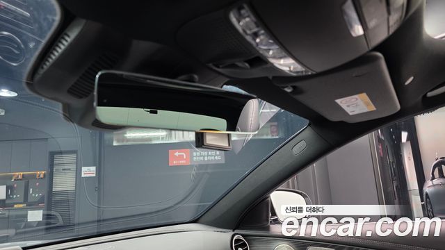 Mercedes-Benz E-Class (W213) E350 4MATIC AMG Line 2022 — фото 31