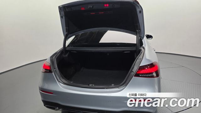 Mercedes-Benz E-Class (W213) E350 4MATIC AMG Line 2022 — фото 36