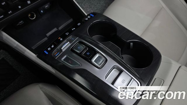 Hyundai Tucson (NX4) Gasoline 1.6 Turbo 2WD Inspiration 2022 — фото 9