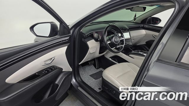Hyundai Tucson (NX4) Gasoline 1.6 Turbo 2WD Inspiration 2022 — фото 10