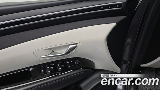 Hyundai Tucson (NX4) Gasoline 1.6 Turbo 2WD Inspiration 2022 — фото 23