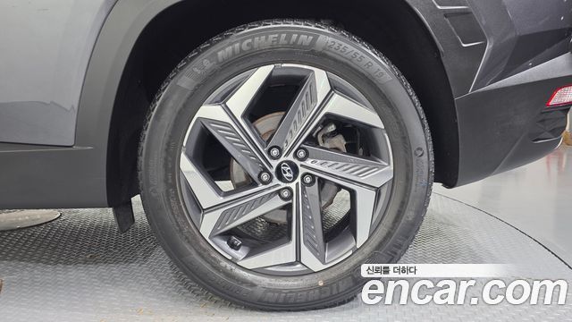 Hyundai Tucson (NX4) Gasoline 1.6 Turbo 2WD Inspiration 2022 — фото 27