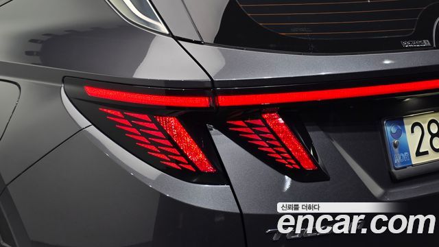 Hyundai Tucson (NX4) Gasoline 1.6 Turbo 2WD Inspiration 2022 — фото 29