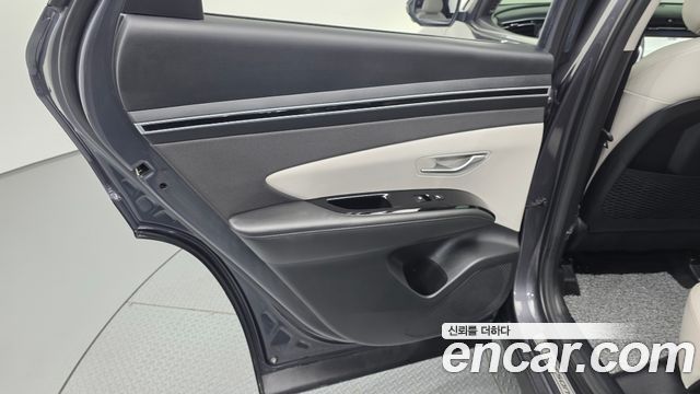 Hyundai Tucson (NX4) Gasoline 1.6 Turbo 2WD Inspiration 2022 — фото 31