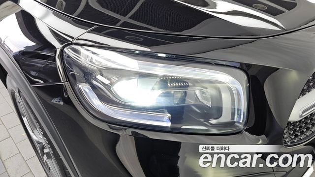 Mercedes-Benz GLB-Class (X247) GLB250 4MATIC 2021 — фото 22