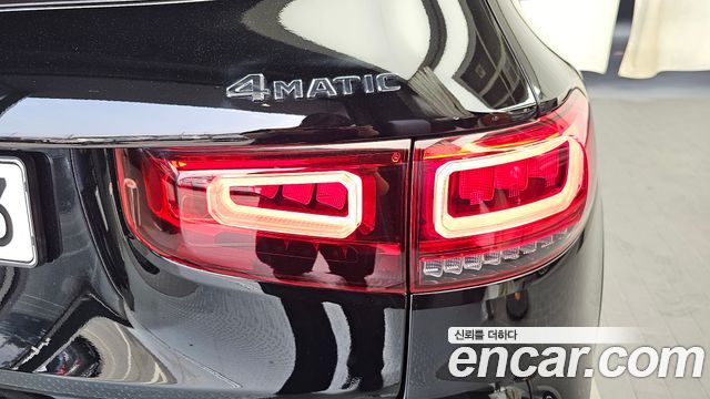 Mercedes-Benz GLB-Class (X247) GLB250 4MATIC 2021 — фото 23