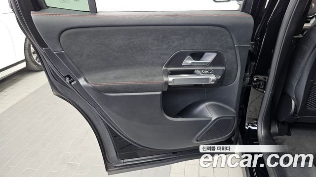 Mercedes-Benz GLB-Class (X247) GLB250 4MATIC 2021 — фото 25
