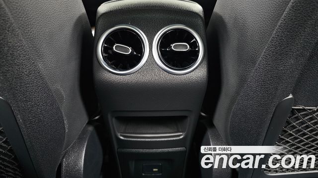 Mercedes-Benz GLB-Class (X247) GLB250 4MATIC 2021 — фото 33