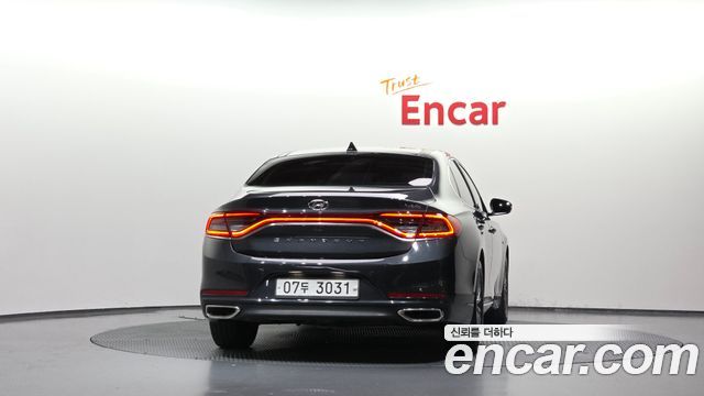 Hyundai Grandeur Hybrid (IG) Exclusive Special 2019 — фото 4